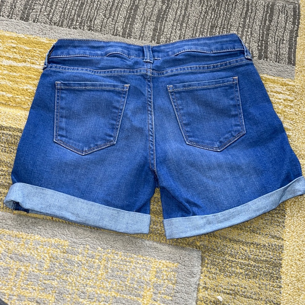 Women’s, Arizona jeans co, size 3 midi, Jean shorts